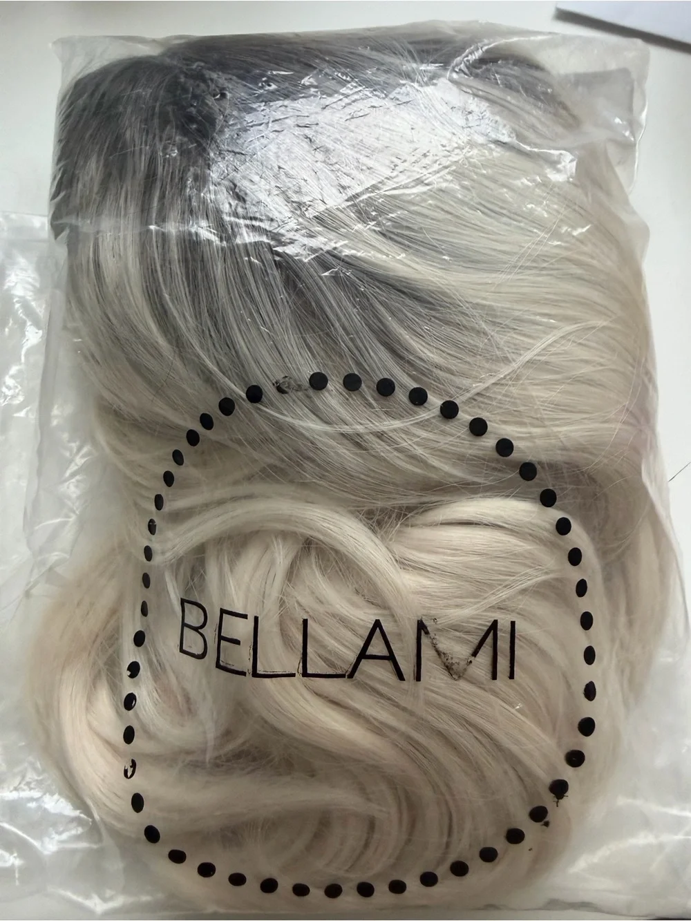 Bellami Zarah 14” Synthetic Wig 220g Straight Hair New